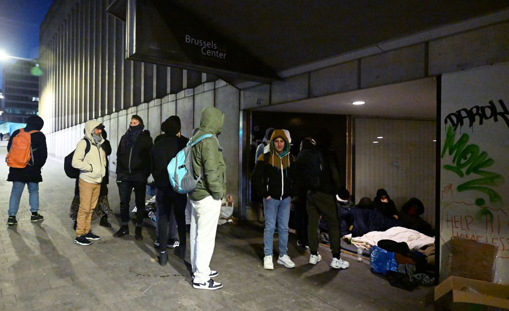 Asylum seekers continue to stay on streets during cold weather in Belgium