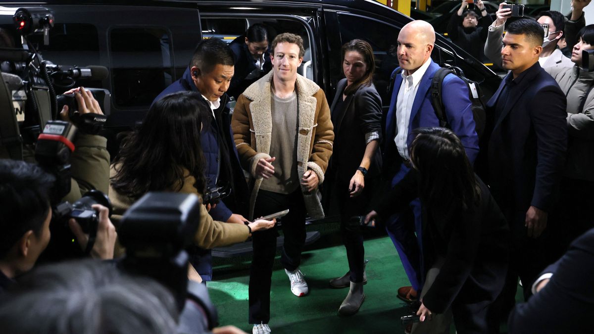 Mark Zuckerberg a Samsunggal és az LG-vel hódítaná meg a virtuális valóságot