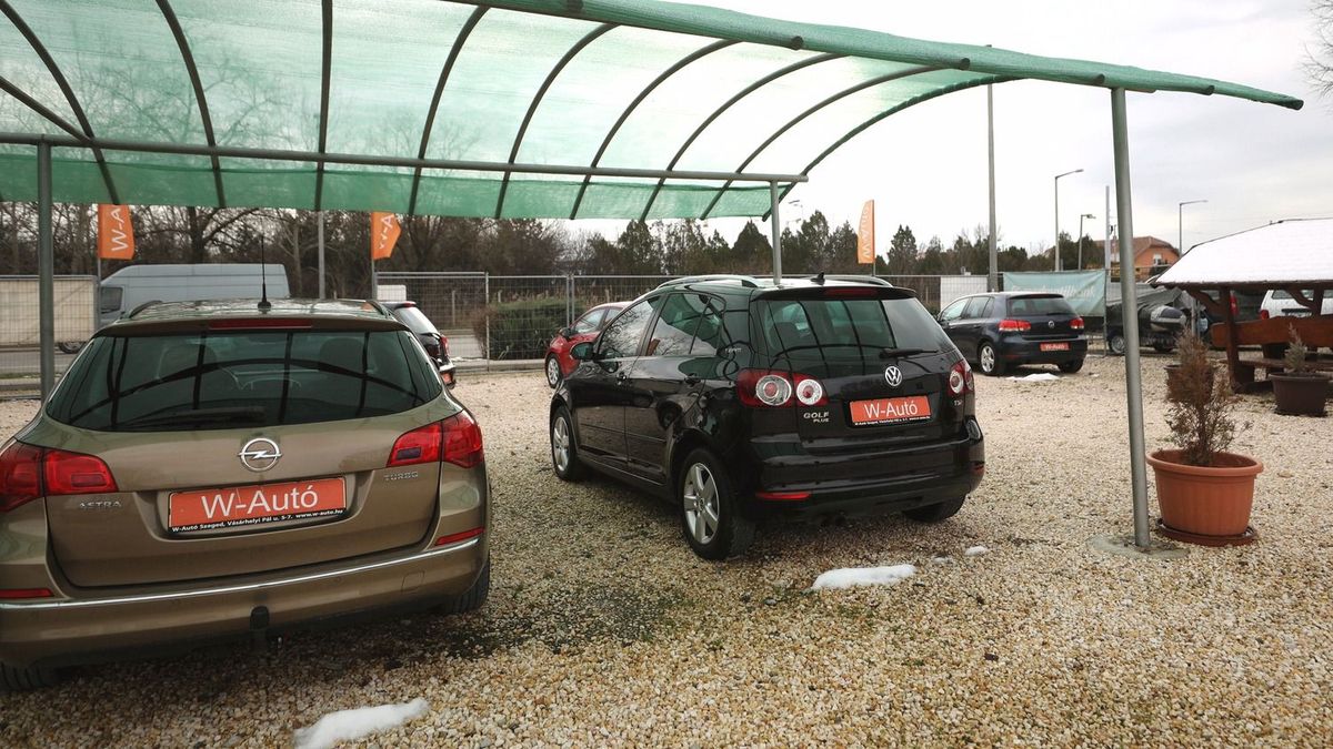 Megfordulhat a trend a használtautó-piacon, ismét a vevők diktálhatják az árakat
