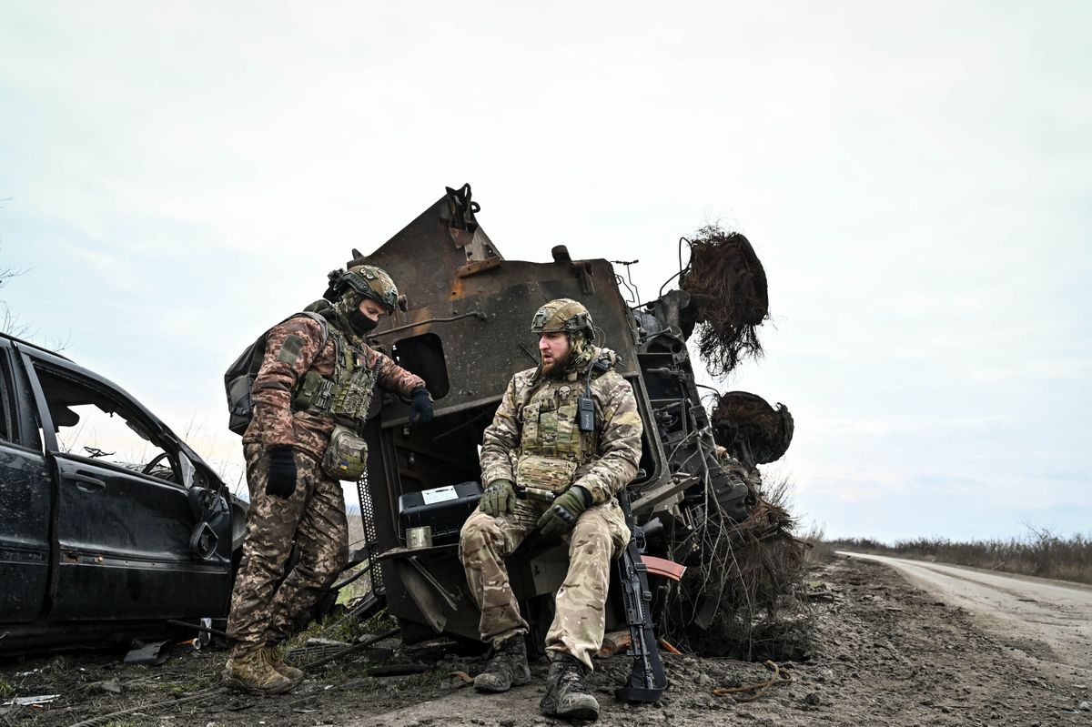 Soldiers of 65th separate mechanized brigade together with adjacent units defend Ukraine in Zaporizhzhia sector
orosz-ukrán háború