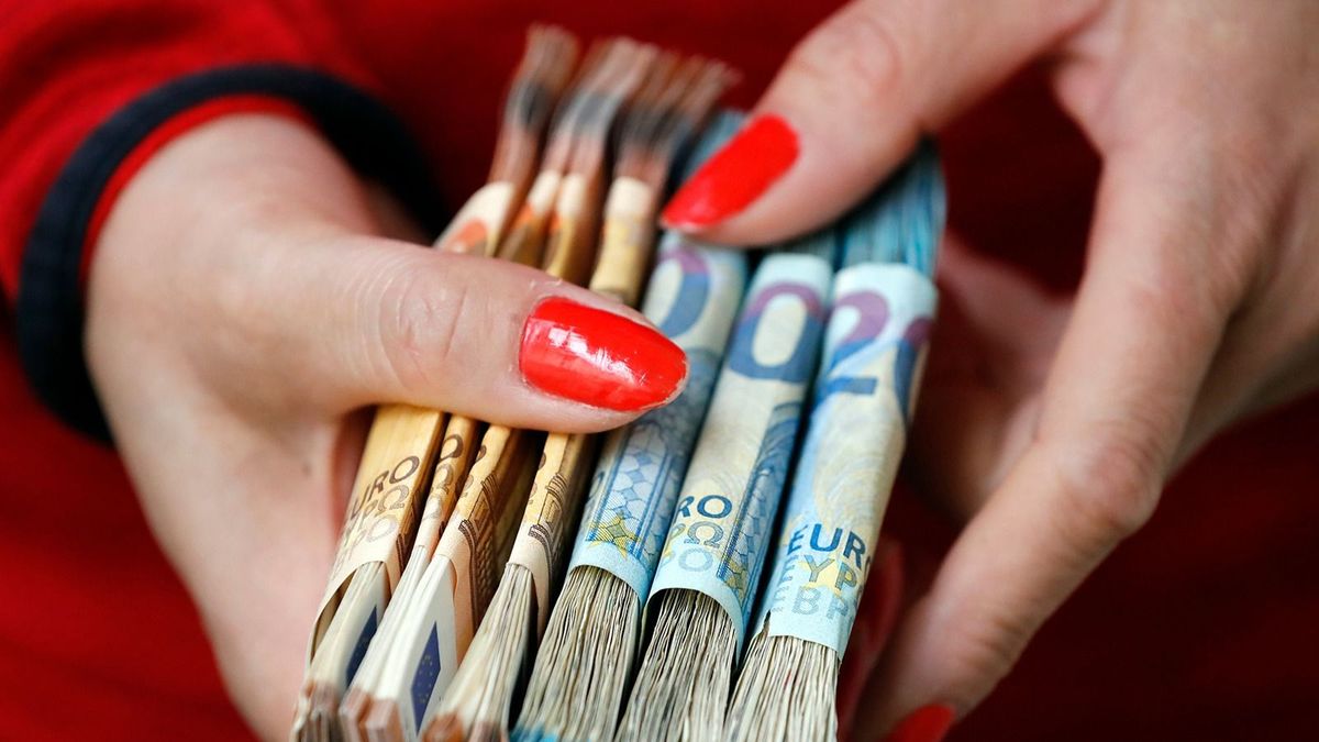 Újabb 2 milliárd eurót kap Magyarország