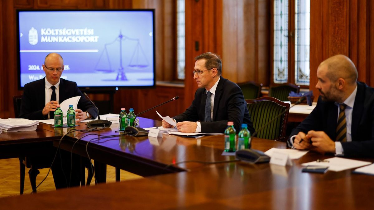 Varga Mihály: megérkezett a számlákra a babakötvény után járó támogatás