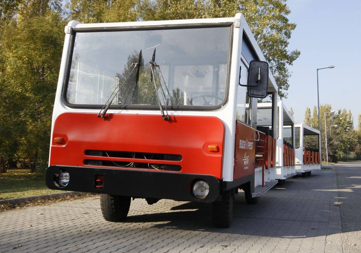 BKV Zrt. közleménye - Egy „új” retró járművel, a „himbálózóval” nyit ki újra a BKV szentendrei múzeuma
