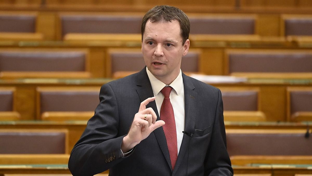 Hatékony az áfacsalások kiszűrése, tovább fehéredik a gazdaság