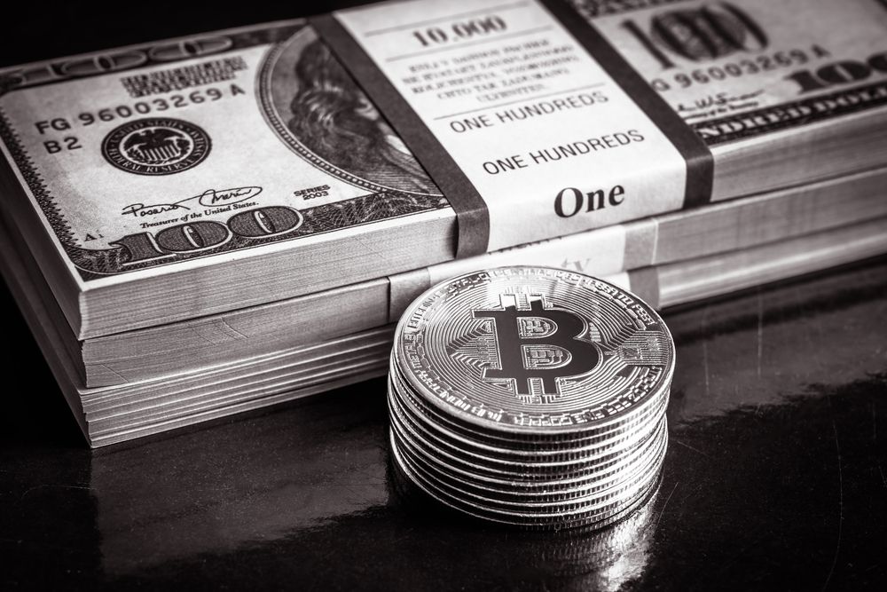 Bitcoin,With,Dollar,Cash,Stacks,,Digital,Virtual,Crypto,Currency,Bitcoin