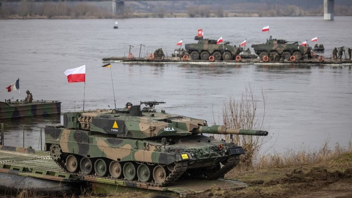 Lengyel védelmi miniszter: Európa biztonsága veszélyben van
