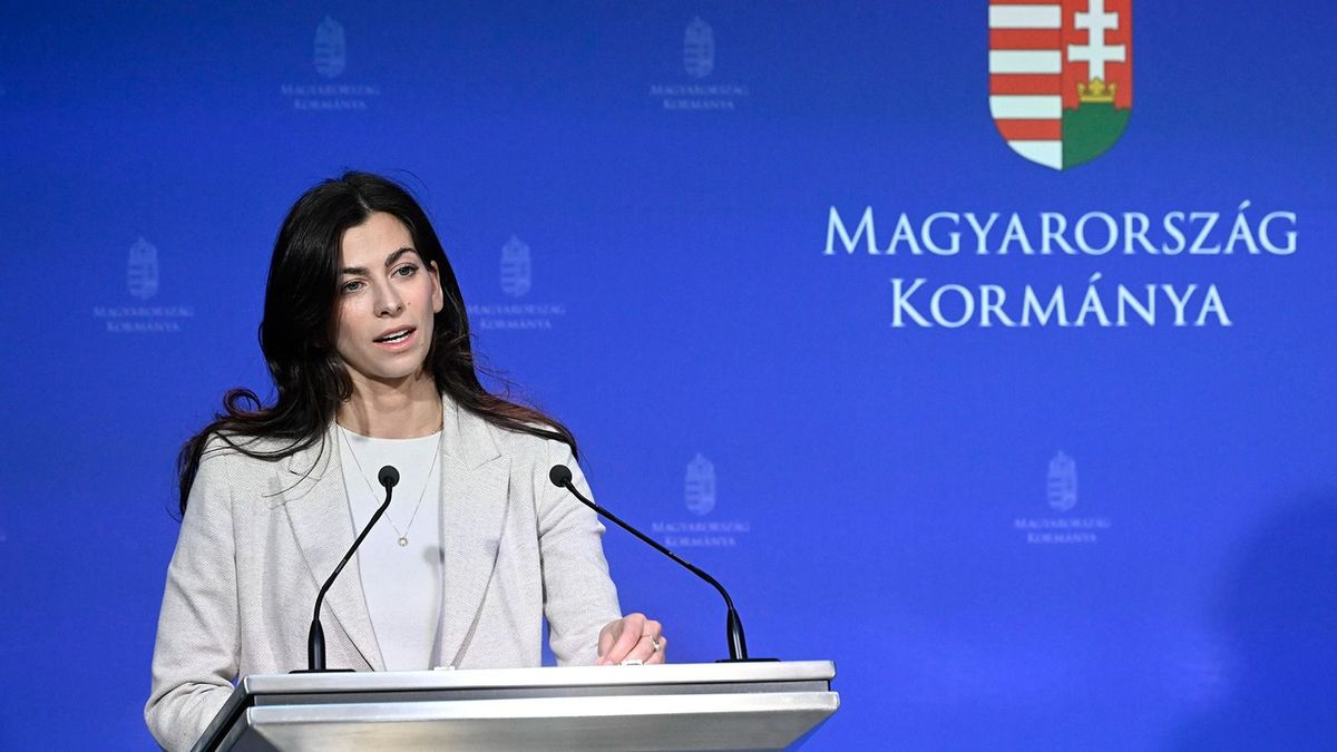 Kiderült, ki veszi át Szentkirályi Alexandra helyét a kormányinfókon