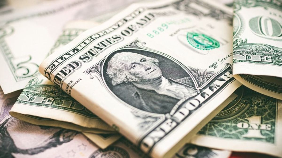 Erőtlenül ünnepli az amerikai makroadatot az euró, a forint viszont menetel