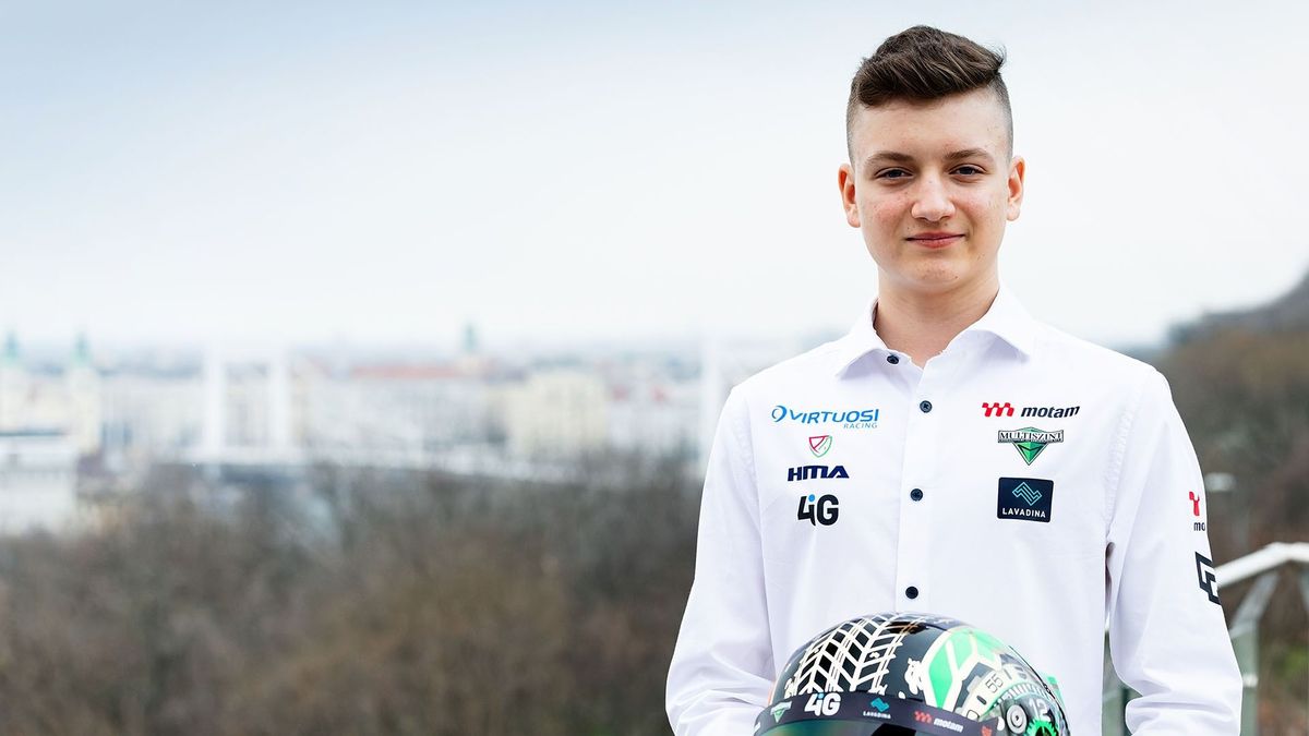 A brit Formula 4-ben folytatja a 15 éves magyar versenyző