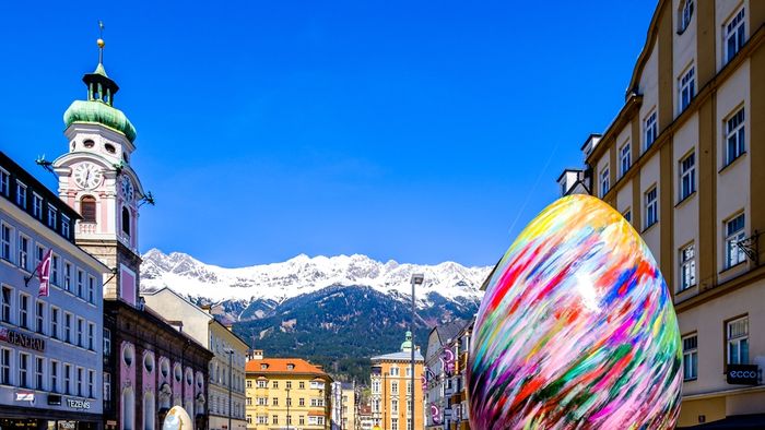 Innsbruck,,Austria,-,April,11:,Decoration,And,People,At,The