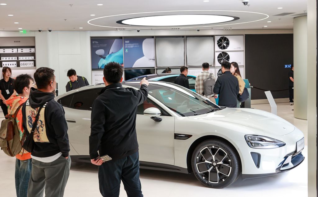 Xiaomi Electric Vehicle Flagship Store Opens In Beijing