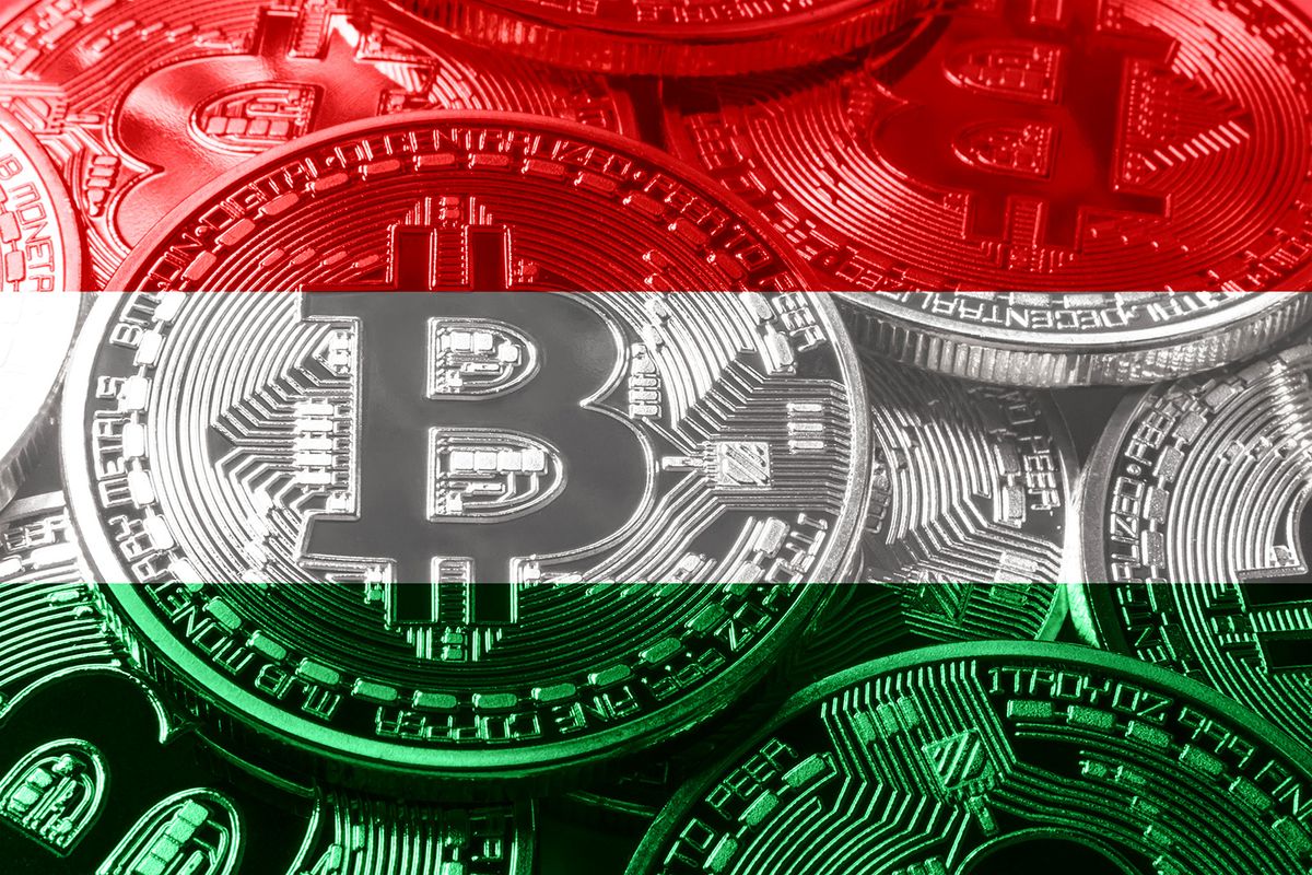 Hungary,Bitcoin,Flag,,National,Flag,Cryptocurrency,Concept,Black,Background