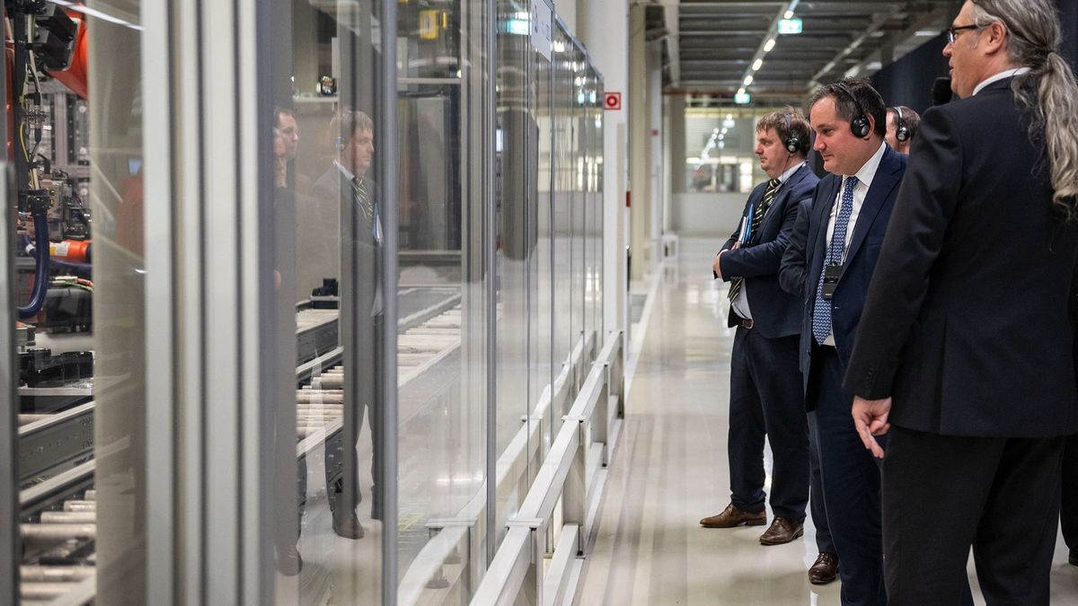 Nagy Márton: Európának az elektromos autógyártás vezető hatalmának kell lennie