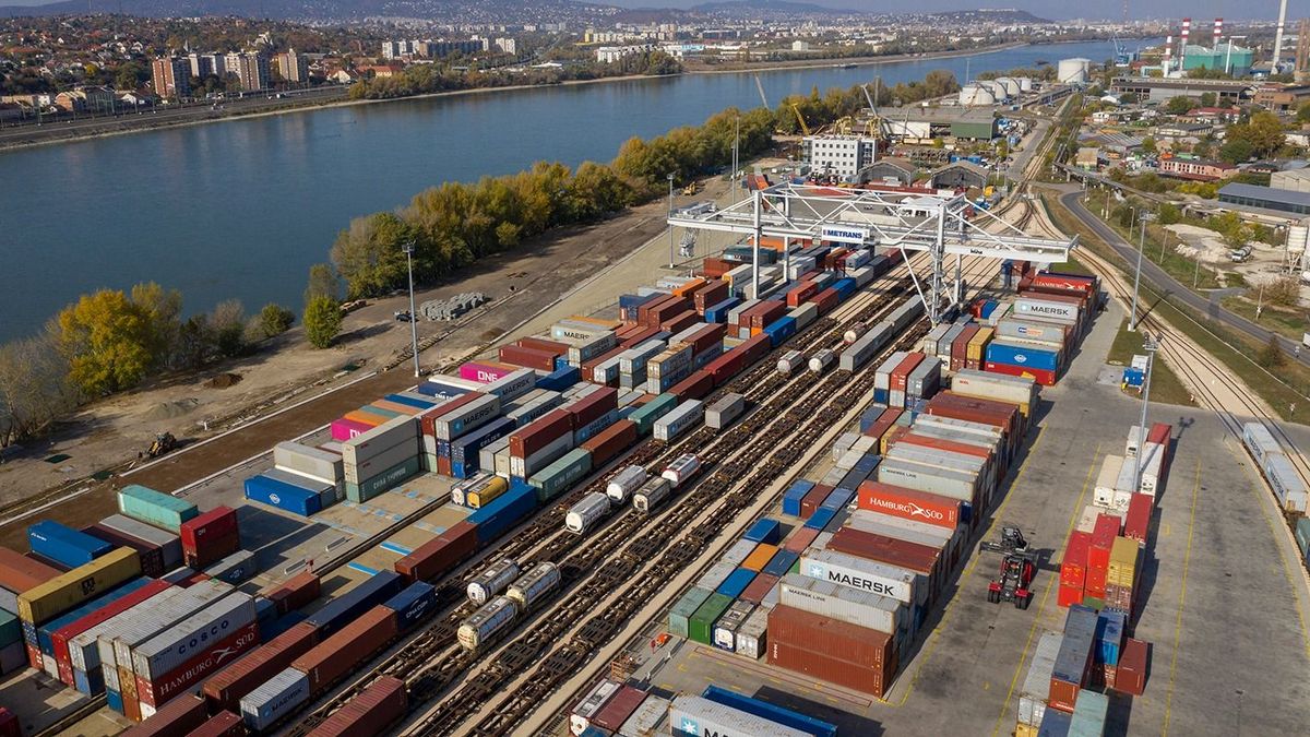 Lejtőn a magyarországi áruszállítás, idén sem remélhető kilábalás