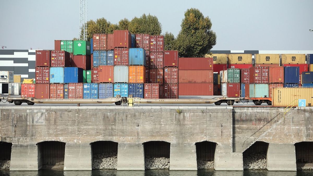 A magyar gazdaság szívébe talált a német válság: összezuhant a külkereskedelmünk