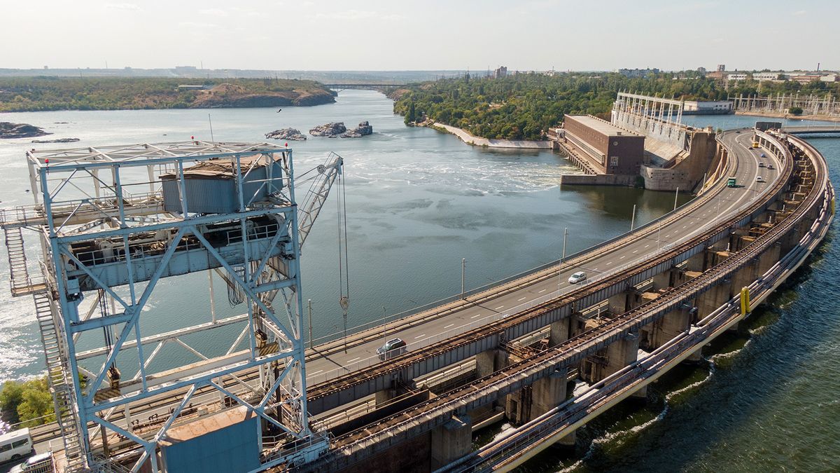 Aerial,View,Of,Dnieper,Hydroelectric,Station,Dam,Located,In,Zaporozhzhye.