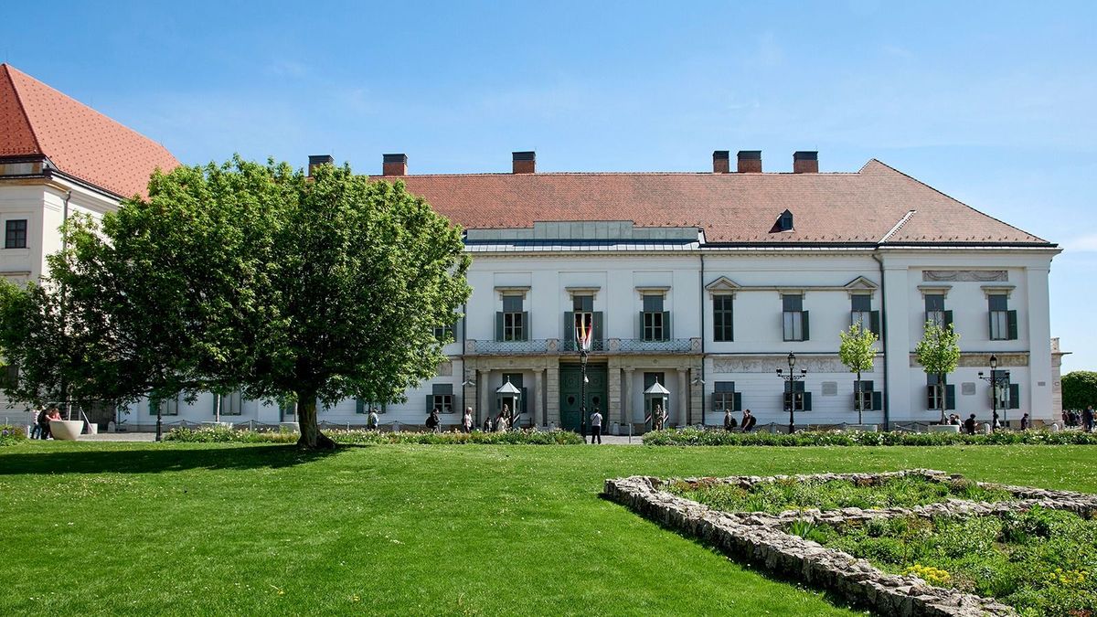 Hivatalos: a köztársasági elnök kiírta az idei választások időpontját