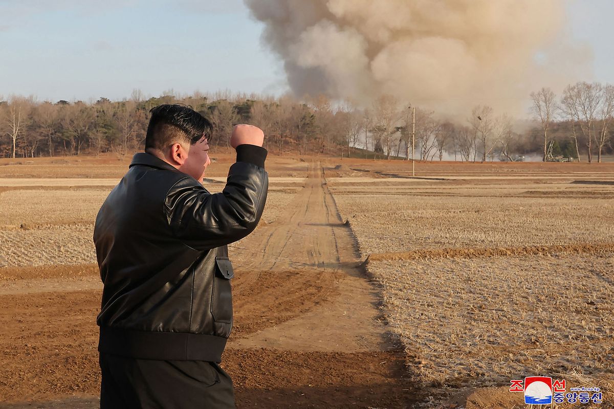 Kim Dzsongun, szupernagy rakétavető