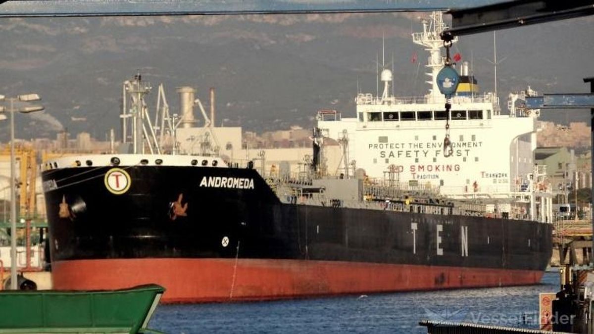 Benne volt a pakliban – baleset érte az orosz árnyékflotta egyik matuzsálemét