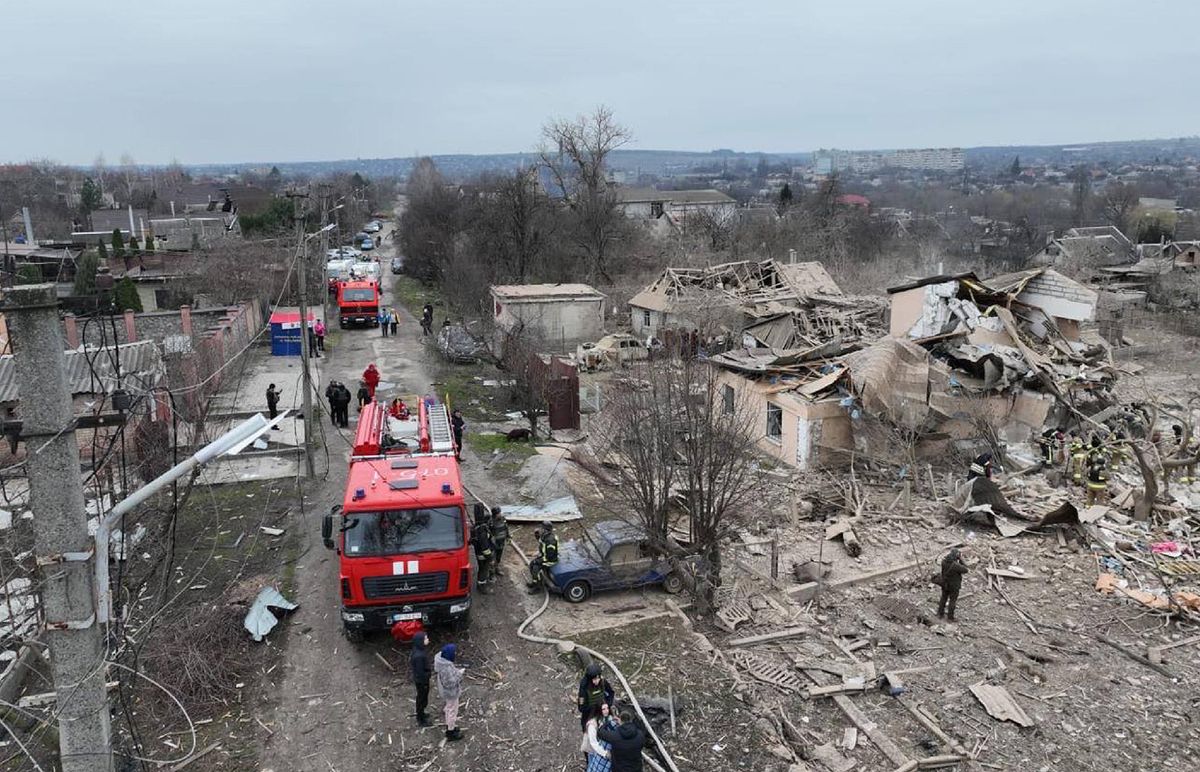This handout photograph posted on the Telegram account of the Head of the Zaporizhzhia Regional Military Administration, Ivan Fedorov, on March 22, 2024, shows Ukrainian rescuers working at the site of a missile attack in Zaporizhzhia, amid the Russian invasion in Ukraine. (Photo by Handout / Telegram / @ivan_fedorov_zp / AFP) / RESTRICTED TO EDITORIAL USE - MANDATORY CREDIT "AFP PHOTO / Telegram account @ivan_fedorov_zp" - NO MARKETING NO ADVERTISING CAMPAIGNS - DISTRIBUTED AS A SERVICE TO CLIENTS