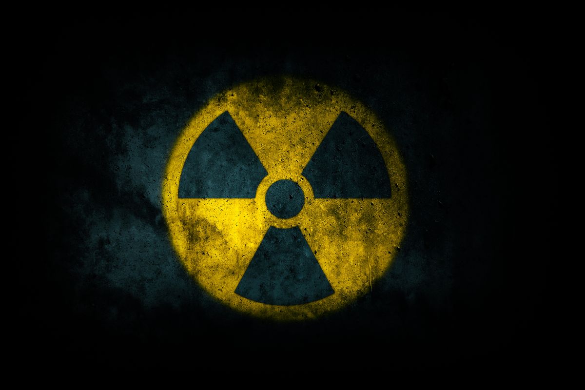 Nuclear,Energy,Radioactive,(ionizing,Atomic,Radiation),Round,Yellow,Symbol,Shape