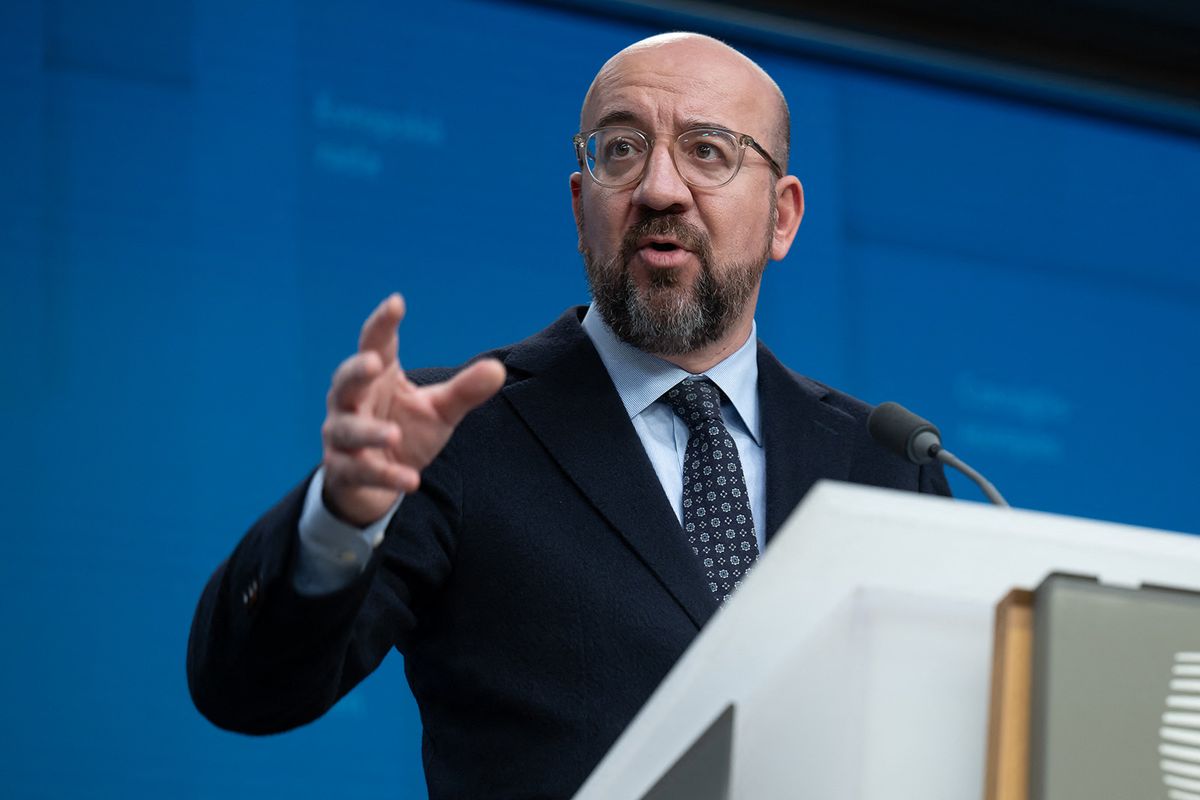 European Council December 2023 - Day 2
 Charles Michel szerint ellenzék, szabadság és választási lehetőség nélkül csak bábszínház a hétvégi orosz elnökválasztás.