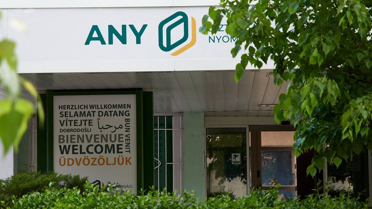 Újrakeverik a régiós részvénypaklit, kevesebb lapot osztanak az OTP-nek és a többi magyar papírnak is