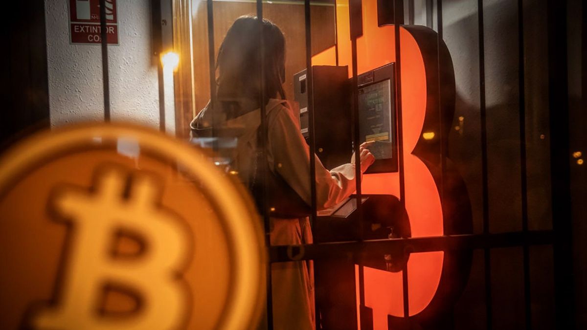 Ráharaptak a pénzügyi tanácsadók a bitcoin ETF-re