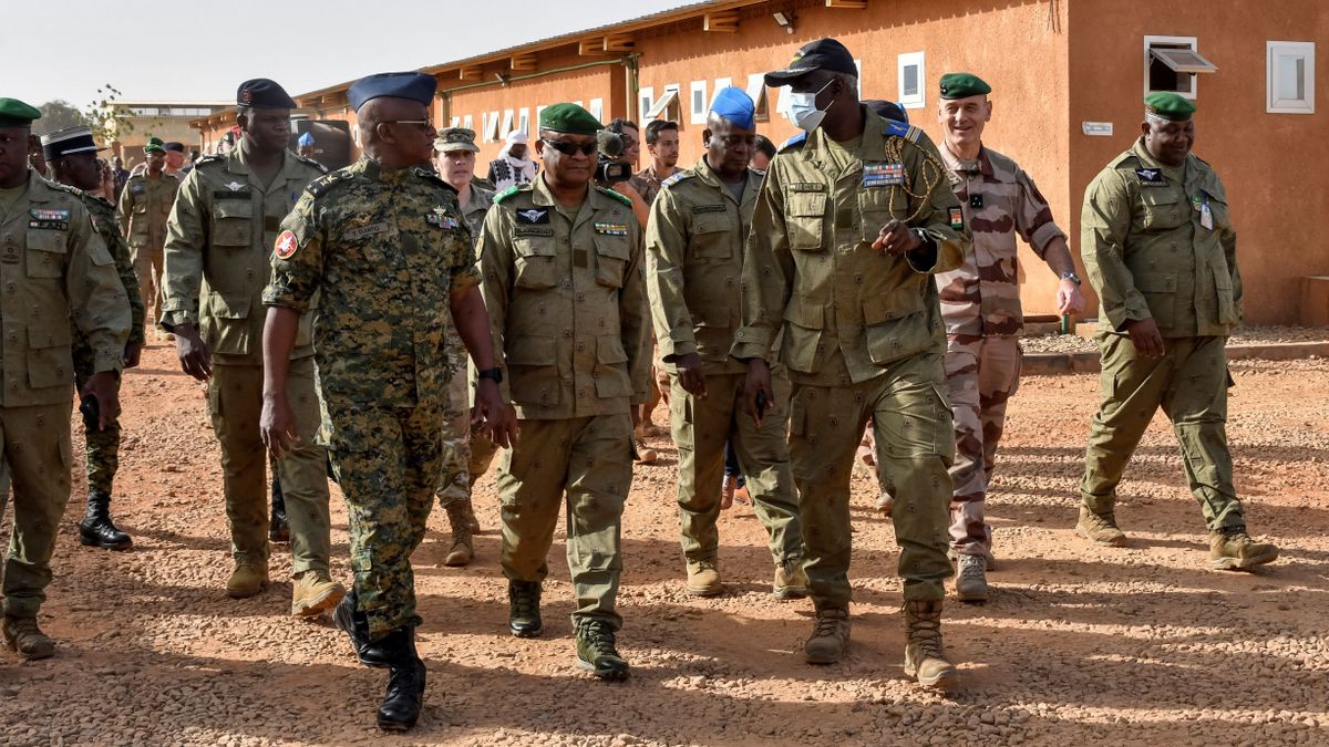 A renegát afrikai országok közös hadsereget hoznak létre
