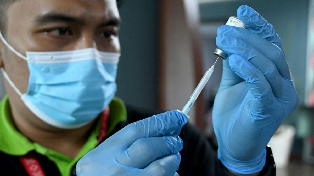 217 alkalommal oltottak be Covid ellen egy német férfit