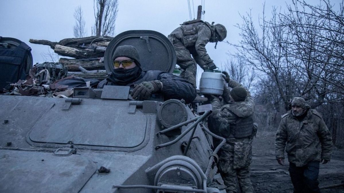 Az orosz-ukrán háború 768. napja - Donyeck irányában összpontosíthatják tavaszi nagy támadásukat az oroszok