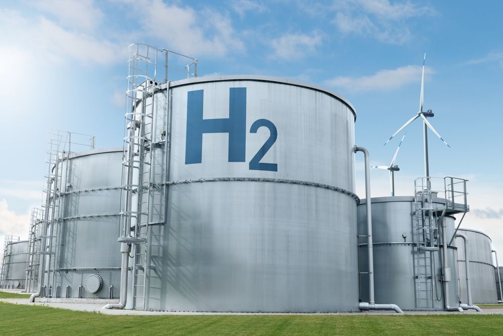 Storage,Tanks,With,Hydrogen.,Green,Hydrogen,Factory,Concept