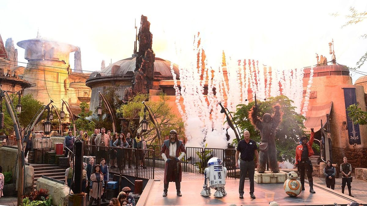 Példátlan beruházásba kezd a Disney: így fogják bővíteni az élményparkokat