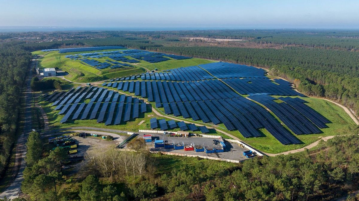 France, Gironde, Bassin d'Arcachon, Audenge, photovoltaic power plant (aerial view) (Photo by HAUSER Patrice / hemis.fr / hemis.fr / Hemis via AFP)