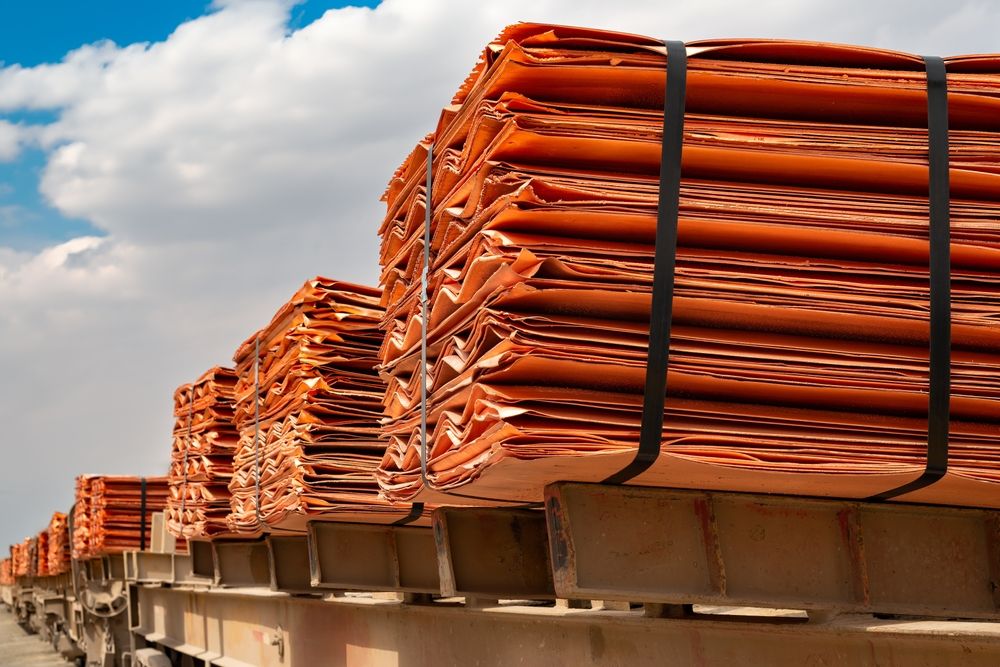 réz, Copper,Cathodes,Loaded,On,A,Train,In,A,Copper,Mine