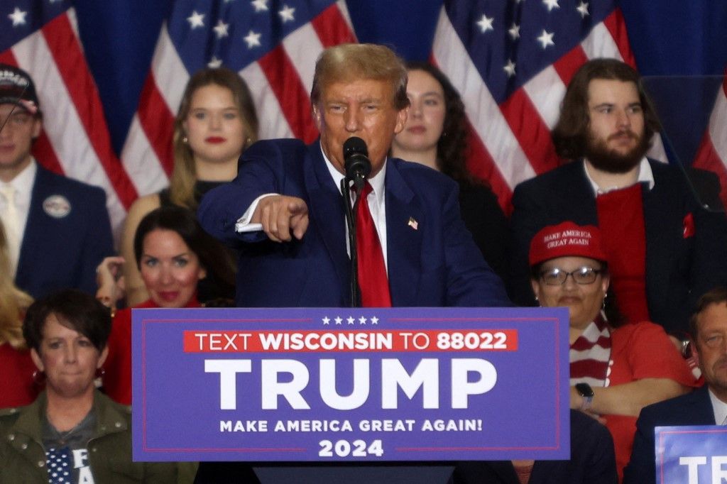 Former US president Donald Trump adócsökkentés campaign rally