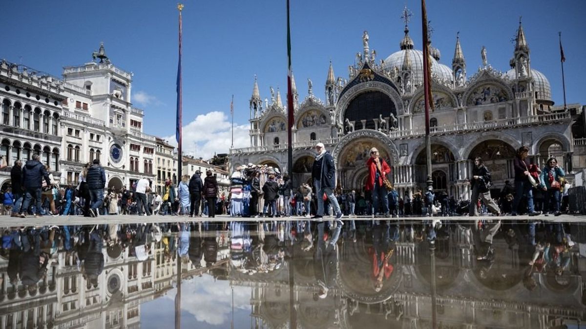 Velence belépővel tartaná távol a turistákat