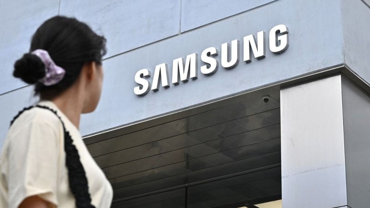 A Samsung szembemegy a négynapos munkahéttel: a vezetőknek heti hat napot kell dolgozniuk