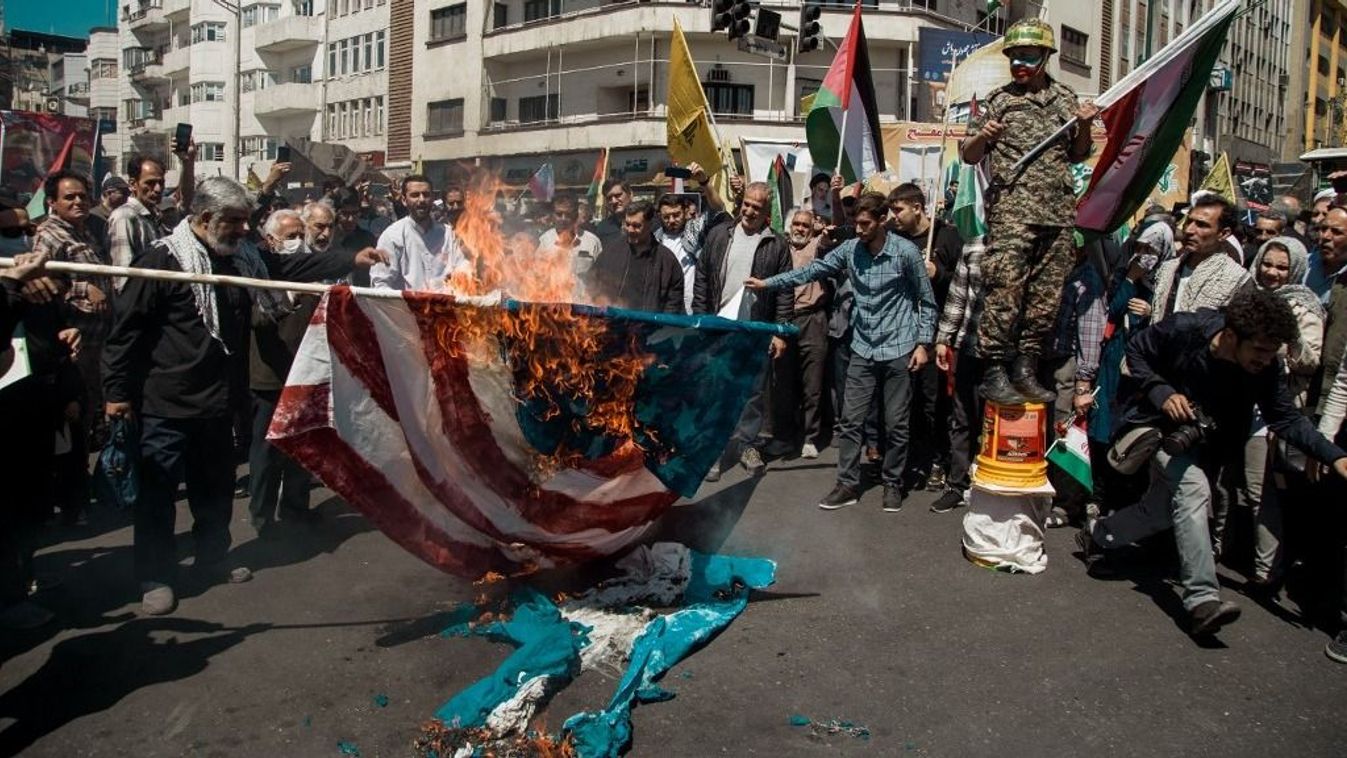 Funeral of IRGC members killed in Syria

nagykövetség