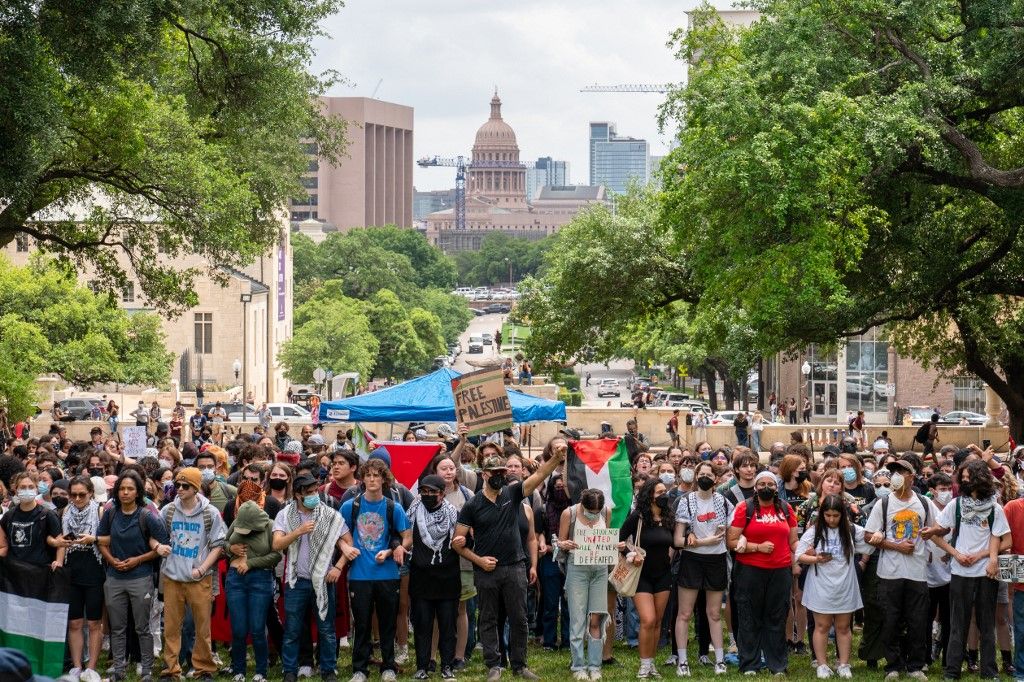 Többeket őrizetbe vette a texasi diáktüntetések után