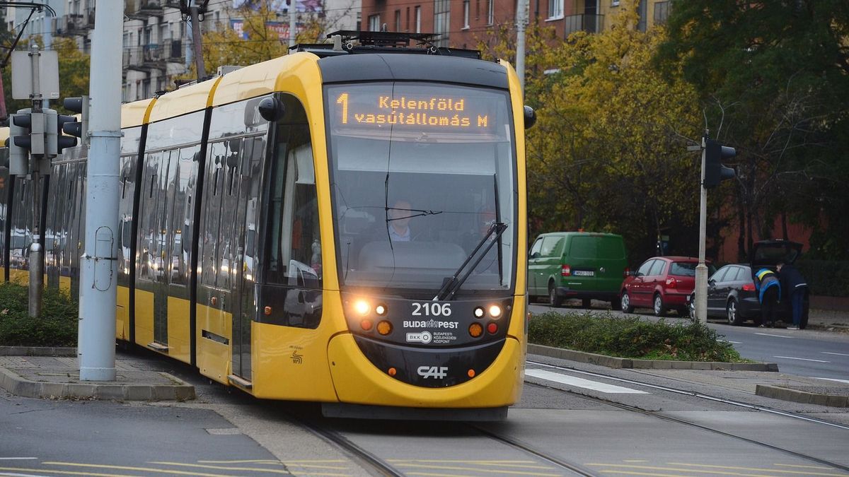 Öngyilkosságra készülő nőt mentett meg a rendőrség főtisztje – videó