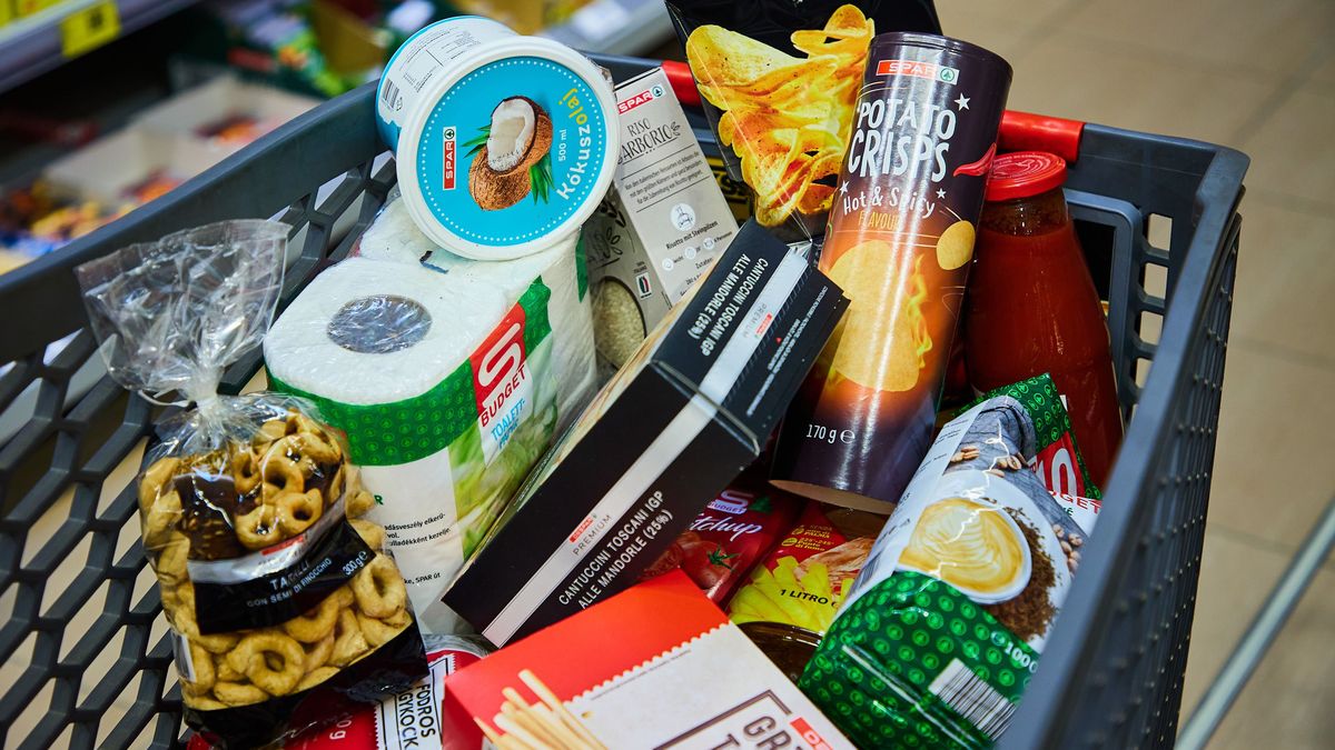 Befagyasztja 300 terméke árát a SPAR a nyárig