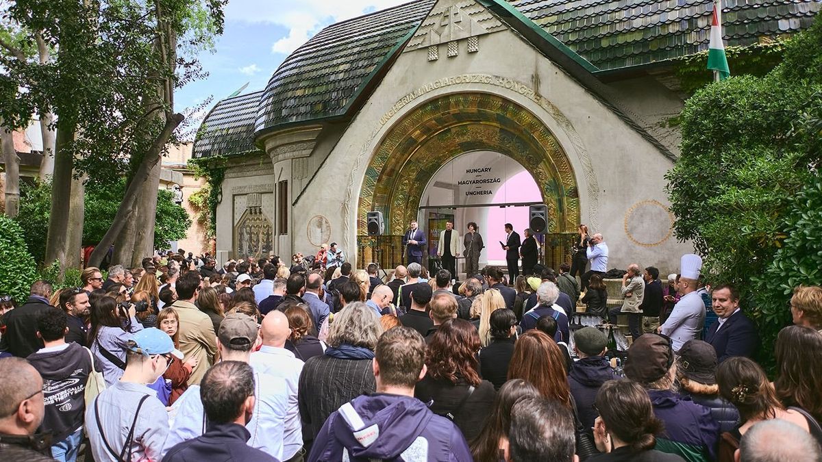Megnyílt a velencei biennálé magyar pavilonja