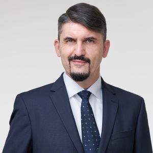 Kulcsár Huba, a KPMG szenior menedzsere, Lázár Ábel a KPMG szenior tanácsadója, Ignácz Péter