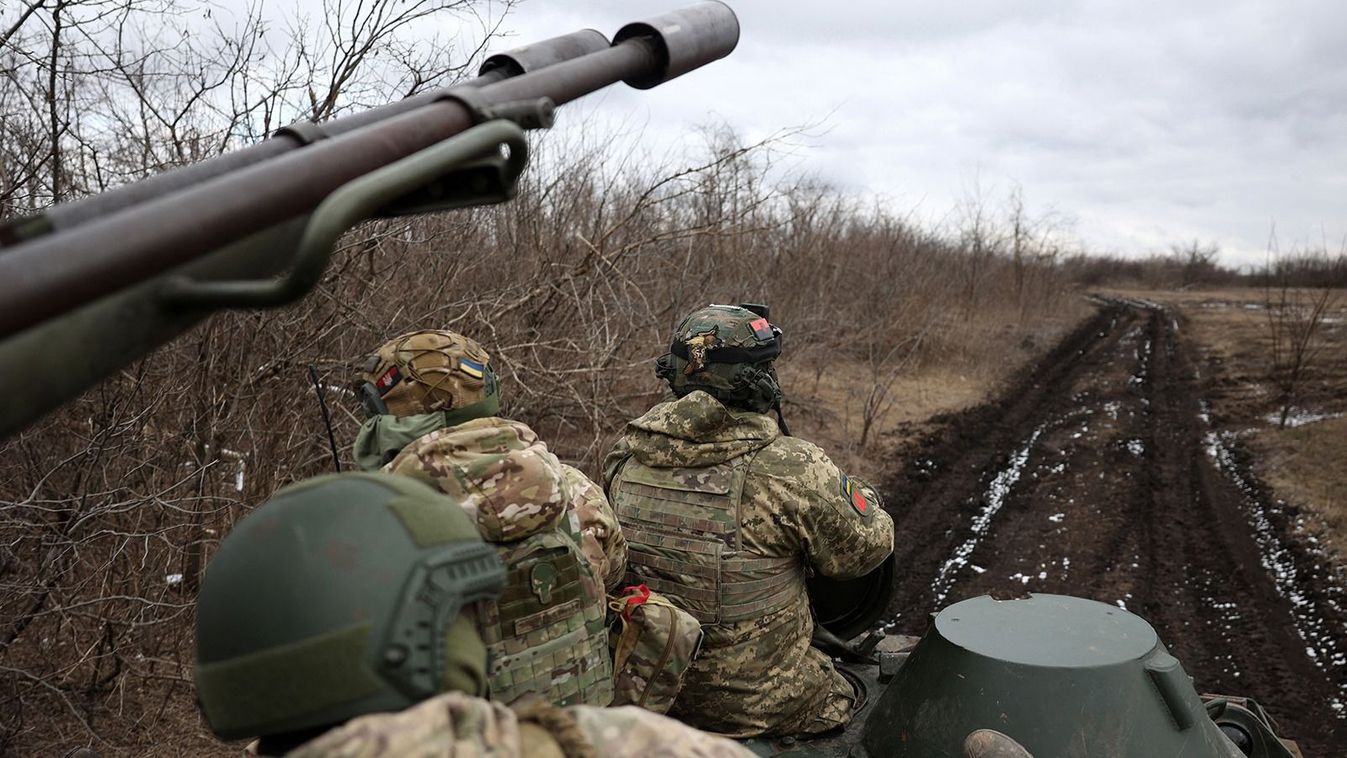 Hatalmas bajban Ukrajna, az oroszok még az amerikai fegyverek érkezte előtt áttörhetnek