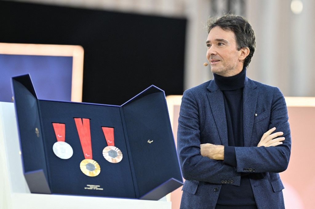 Paris 2024 Olympic and Paralympic Games medals presentation