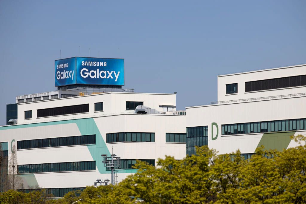 Samsung Electronics Gumi Factory Ahead of Preliminary Earnings Announcement