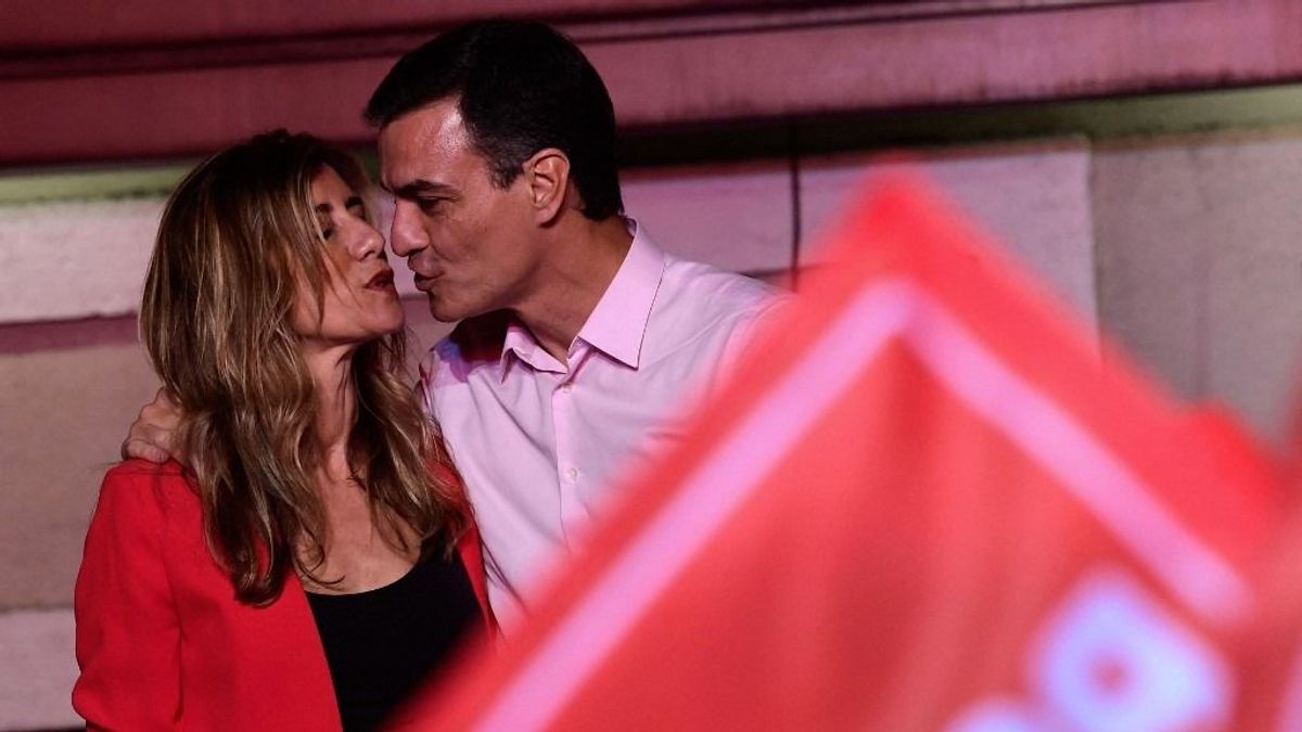Lemondhat a spanyol miniszterelnök, hogy megvédje feleségét a politikai sárdobálástól