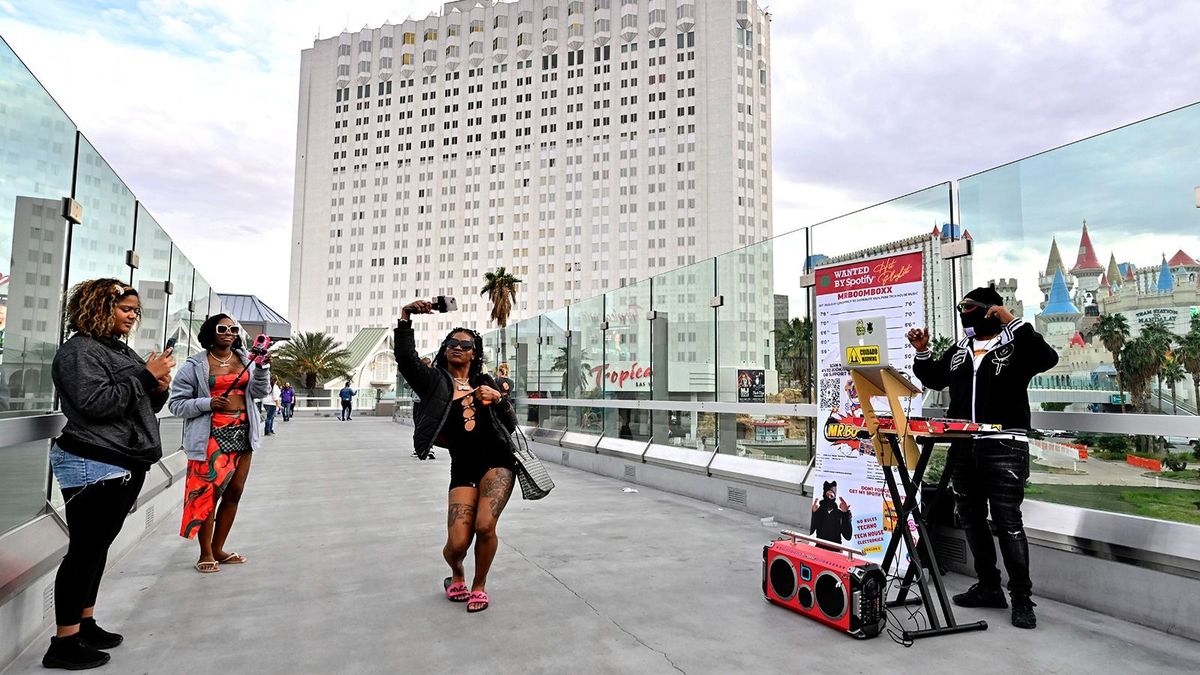 Több évtized után bezárt Las Vegas egyik ikonikus épülete