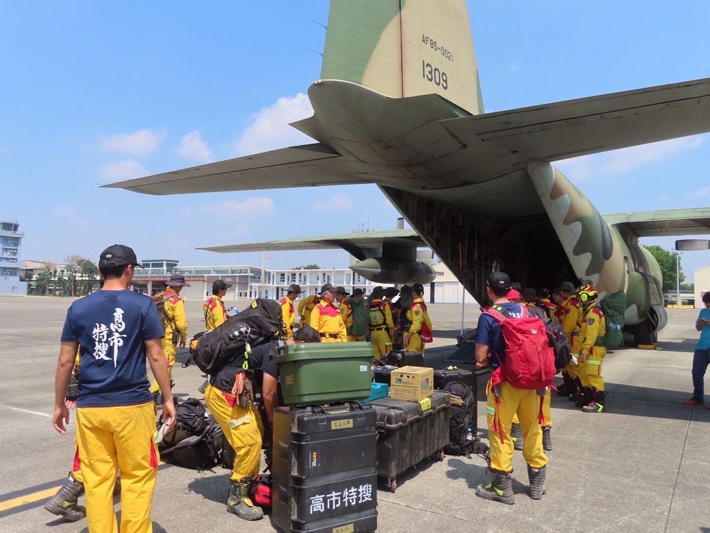 Taiwan's largest earthquake in 25 years leaves 4 dead, dozens injured